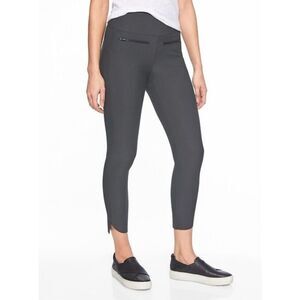 Athleta Stellar Crop Pant in Charcoal Grey Size XS